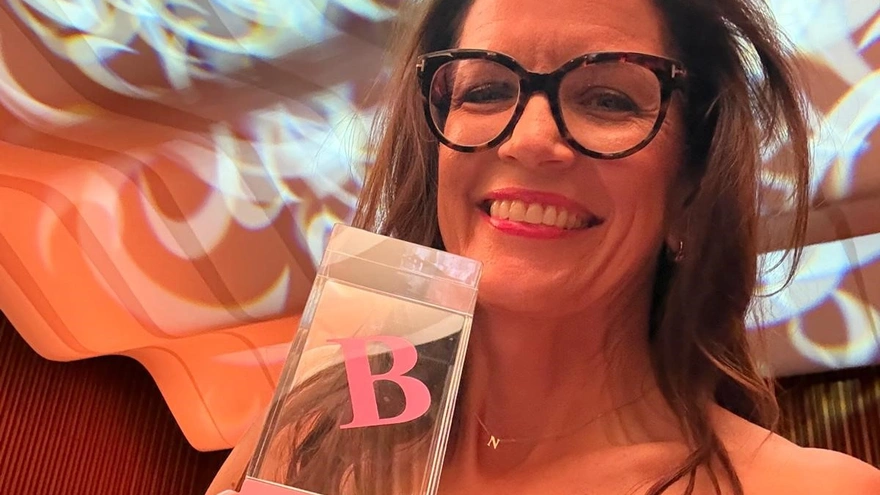 Nadja Birkenbach-von Kuzenko erhält BRIGITTE SHERO Award